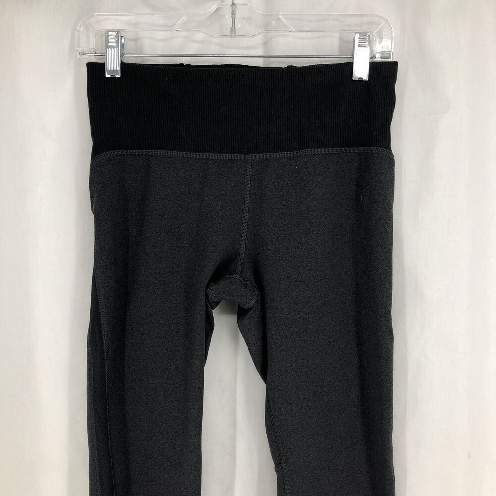 REI Cropped Capri Leggings Zip Pocket Black Reflective Running Medium